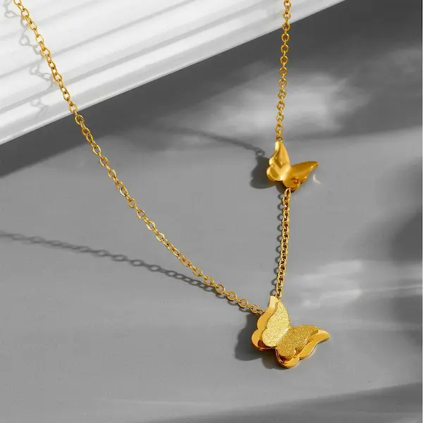Double butterfly color guaranteed necklace 44