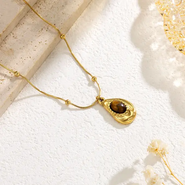 Maillard Tiger Eye color guaranteed necklace 164