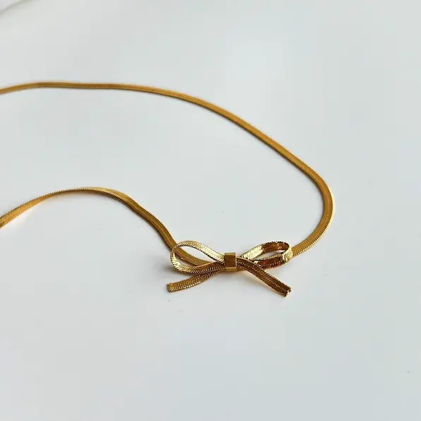 Bow tie color guaranteed necklace 372