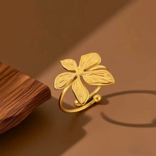 Five petal color guaranteed ring 419