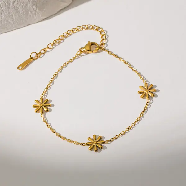 Three daisy's color guaranteed bracelet 420