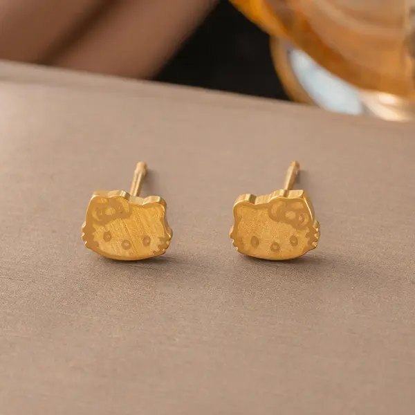 Hello kitty color guaranteed earrings 435