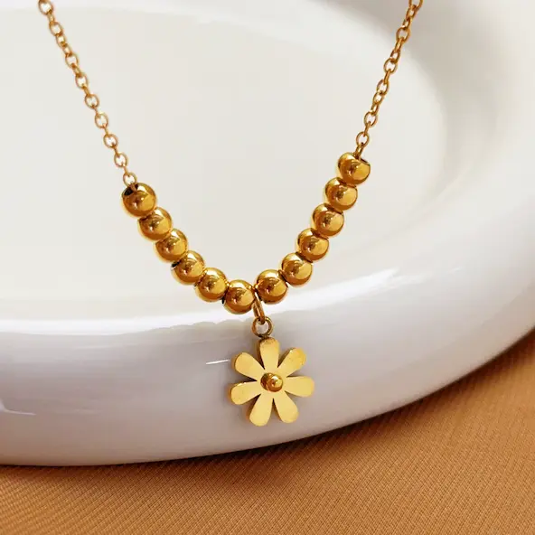 Twelve beads daisy flower color guaranteed necklace 484