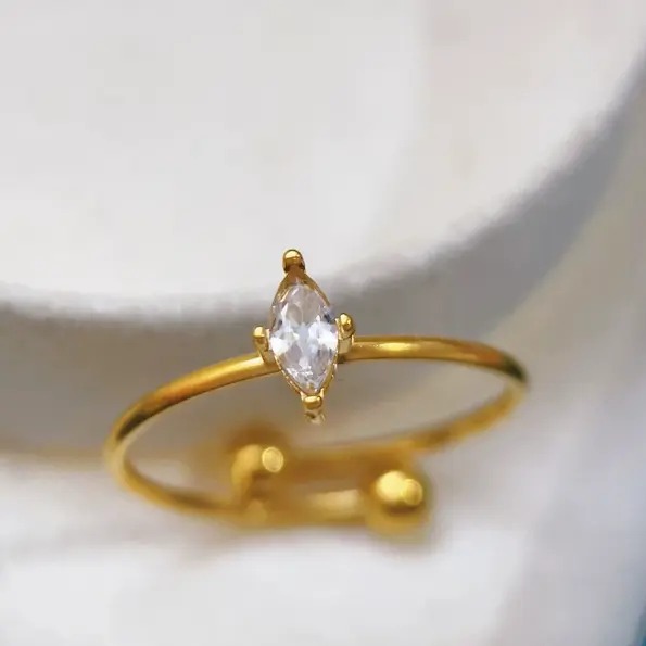 Drop shaped diamond color guaranteed ring 462