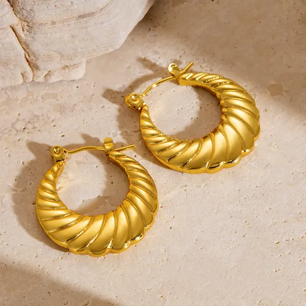 Hoop color guaranteed earrings 543