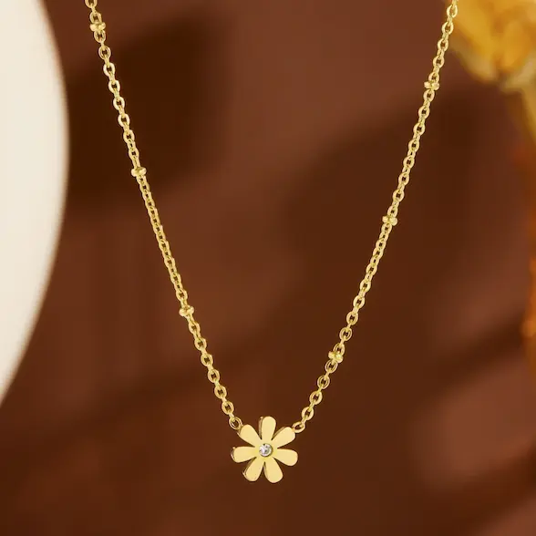 Daisy small diamond color guaranteed necklace 530
