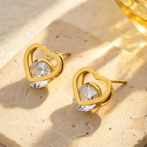 Love diamond color guraranteed earrings 535